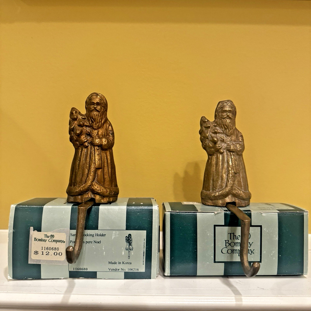 Vintage Bombay Company 2 Brass Victorian Santa Stocking Holder Christmas 1993